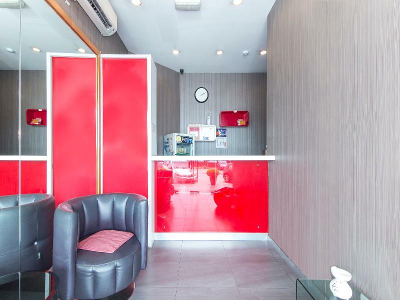 Super Oyo 340 Comfort Hotel Kampong Batu Belah Exterior foto