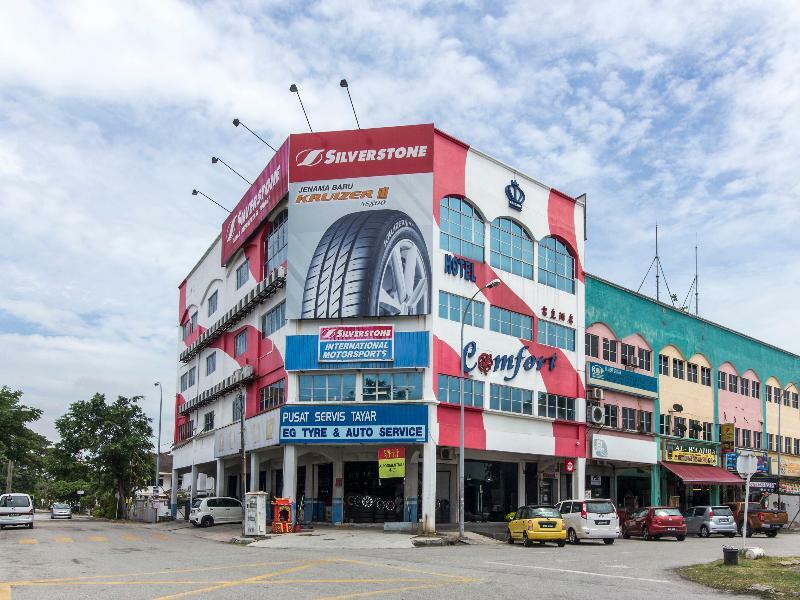 Super Oyo 340 Comfort Hotel Kampong Batu Belah Exterior foto