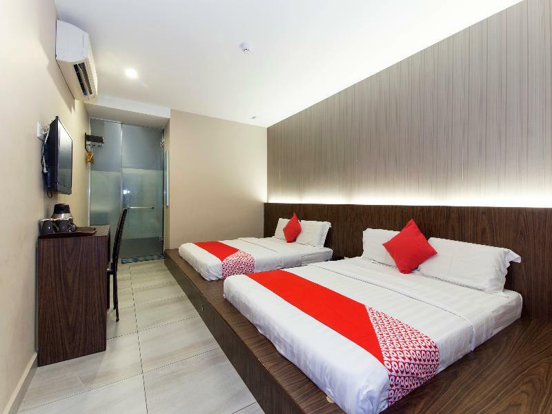 Super Oyo 340 Comfort Hotel Kampong Batu Belah Exterior foto